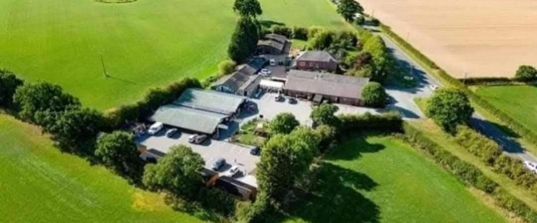 The Hideaway At Hopley House Leilighet Warmingham Eksteriør bilde